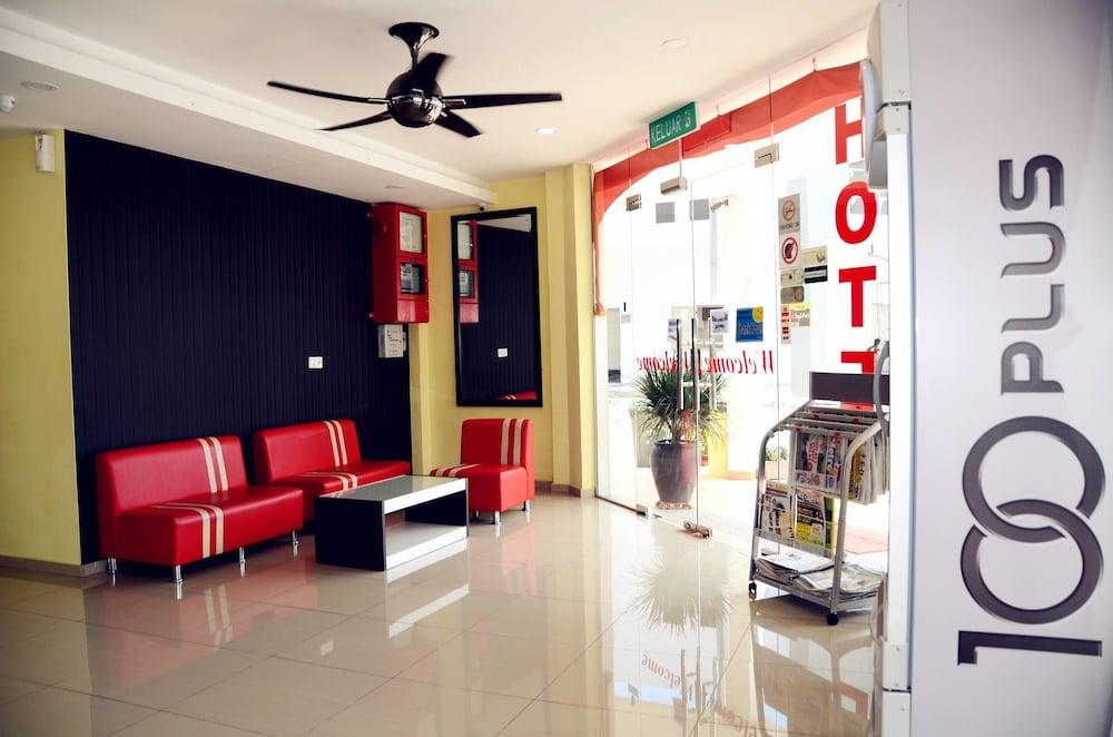 Hotel Sri Rembia Malacca Buitenkant foto