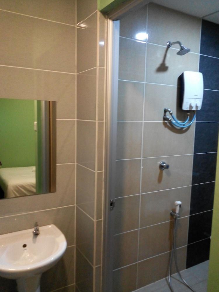 Hotel Sri Rembia Malacca Buitenkant foto